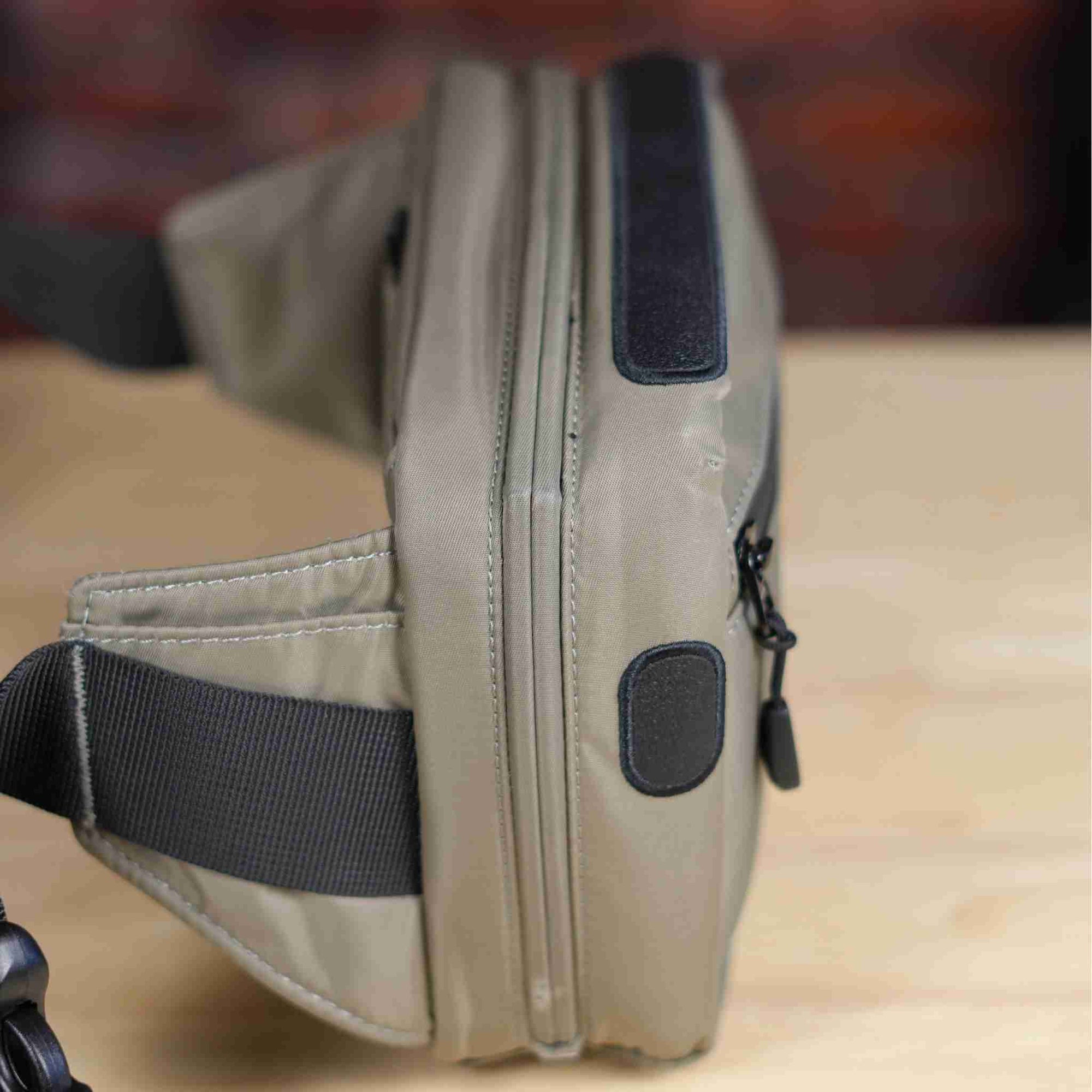 Renegade Small Slate Tan