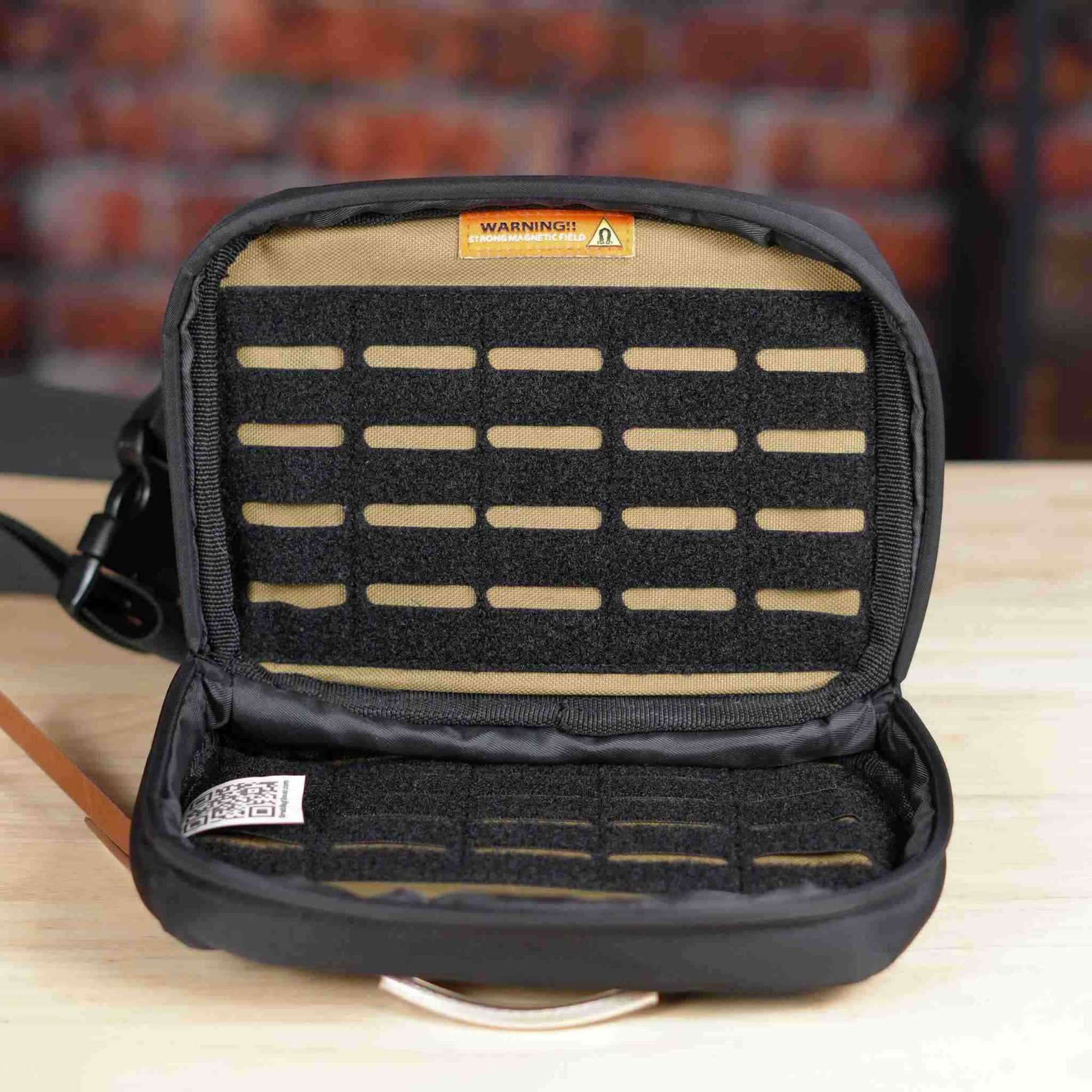grab gear Marshal