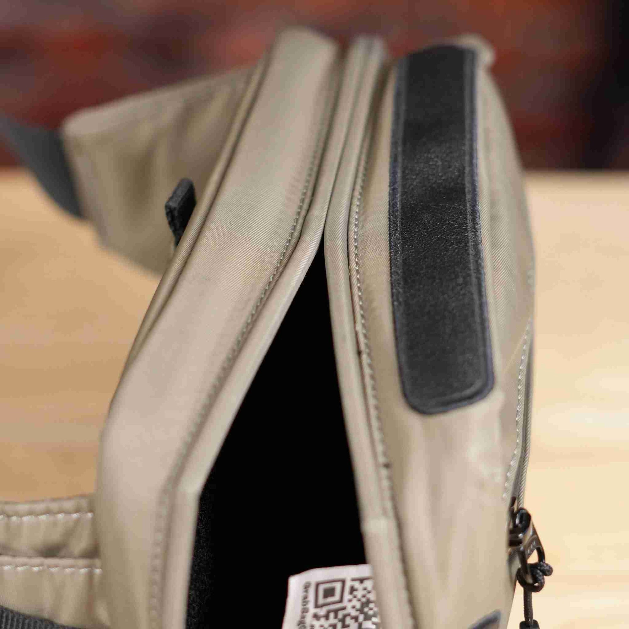 Renegade Small Slate Tan