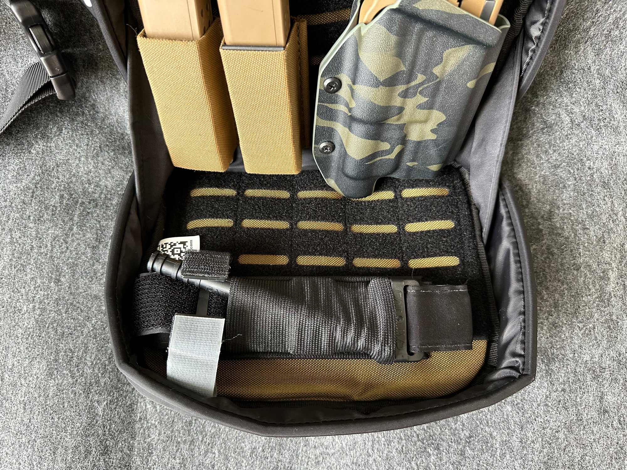 Velcro CAT TQ Carrier