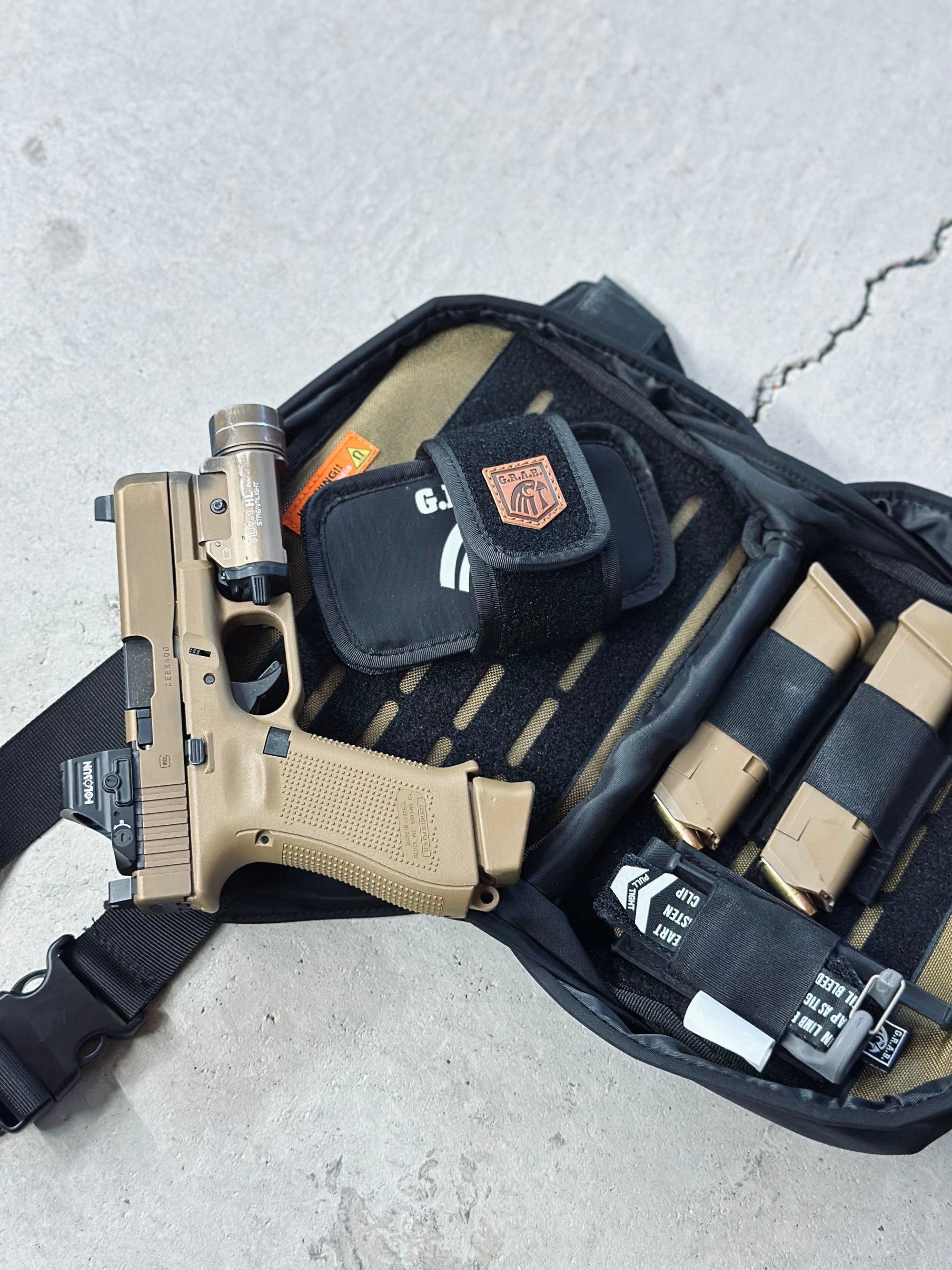 GRAB Universal Holster