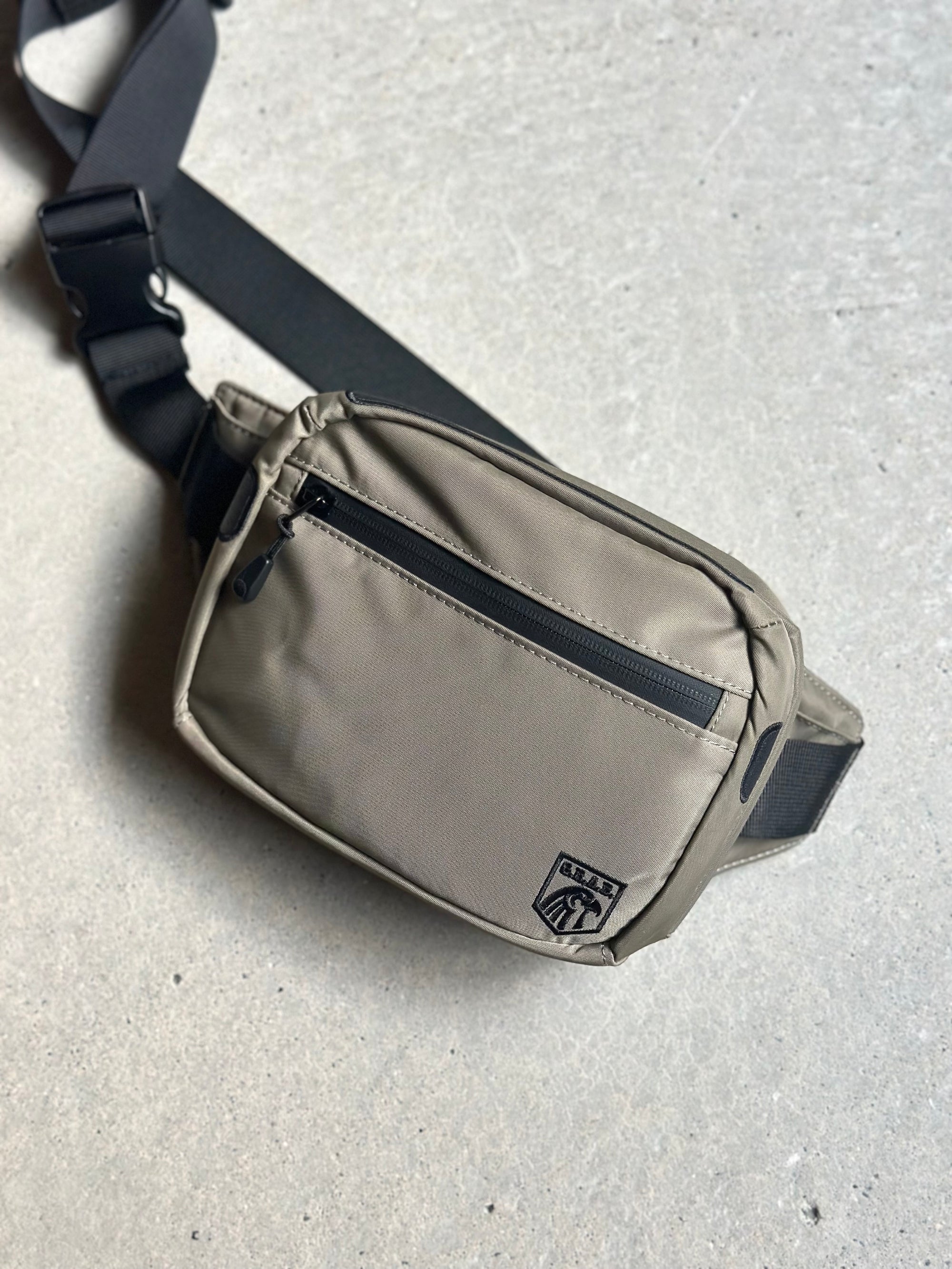 Renegade Large Slate Tan