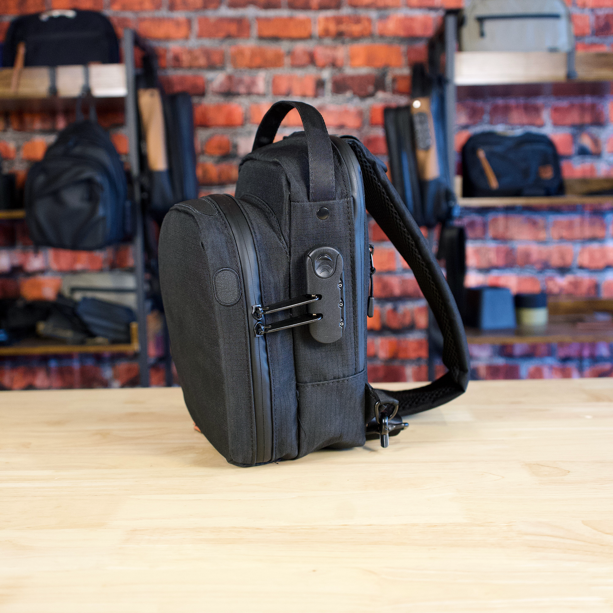 Watchman Blackout Small