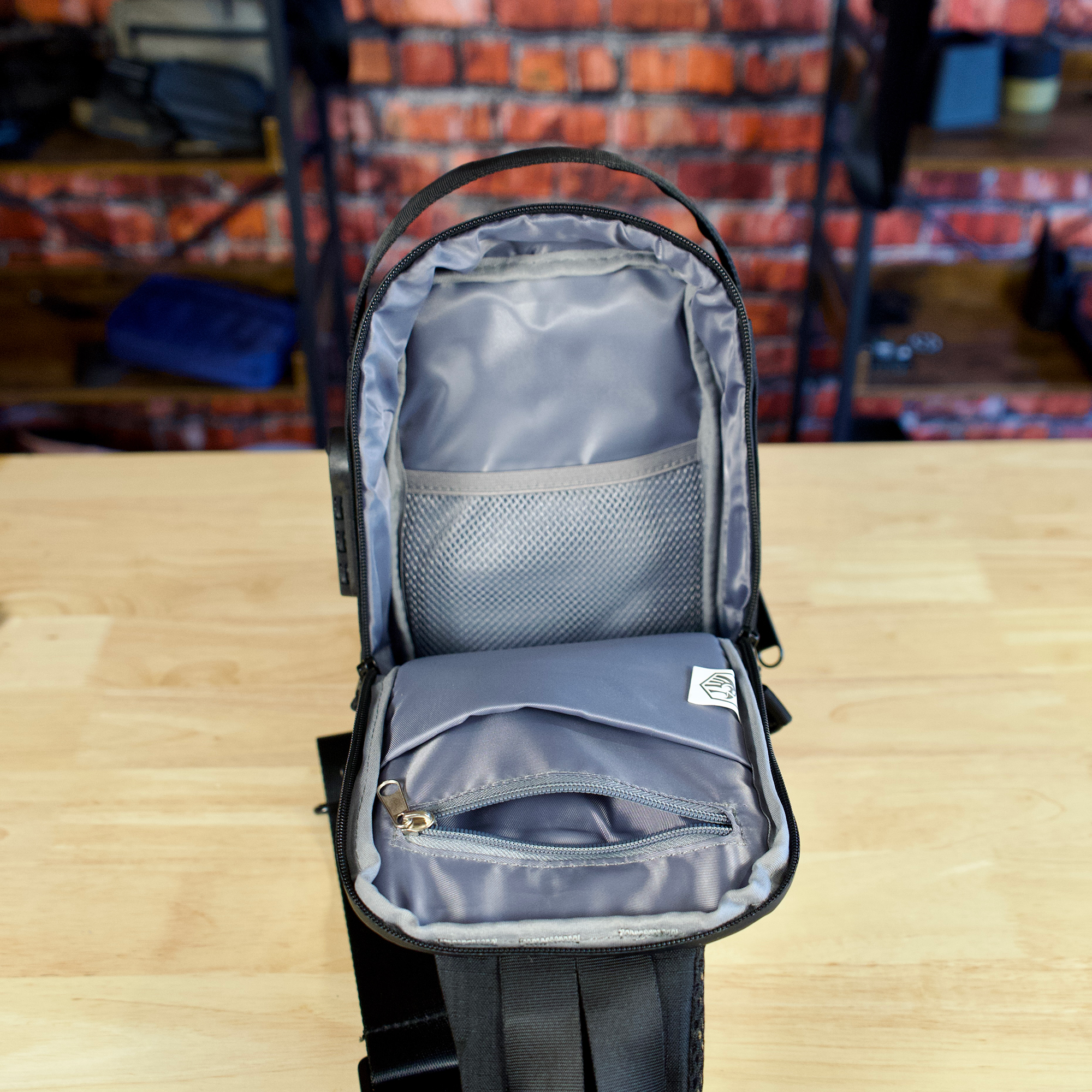 Watchman Blackout Small